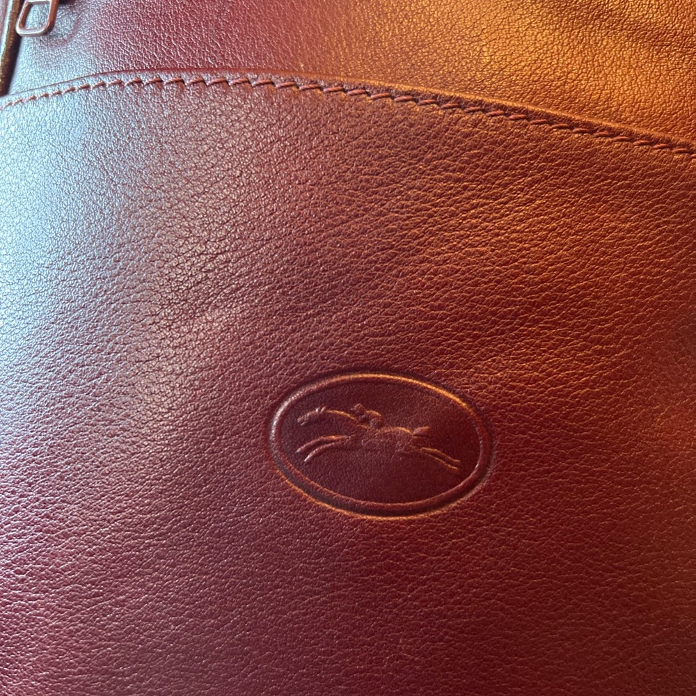 LONGCHAMP Elegant Burgundy Leather Men's Crossbody Messenger Bag - UNISEX - Picture 9 of 15